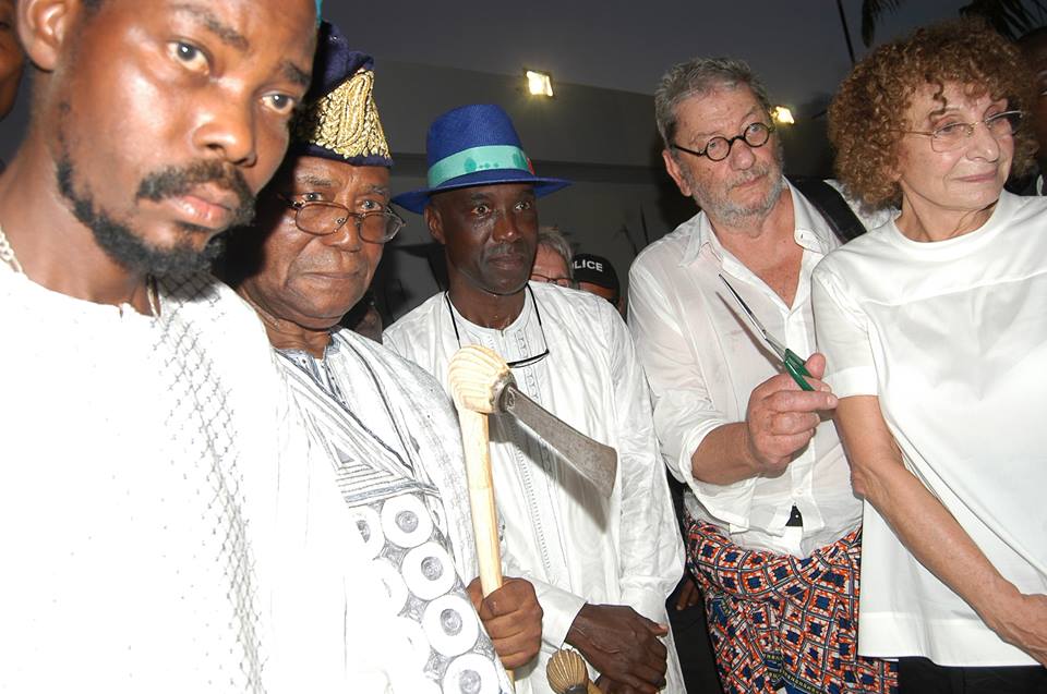 LE COUPLE VALLOIS- PRESIDENTSOGLO- ZINKPE LORS DE LA CEREMONIE INAUGURALE DU PETIT MUSEE DE LA RECADE